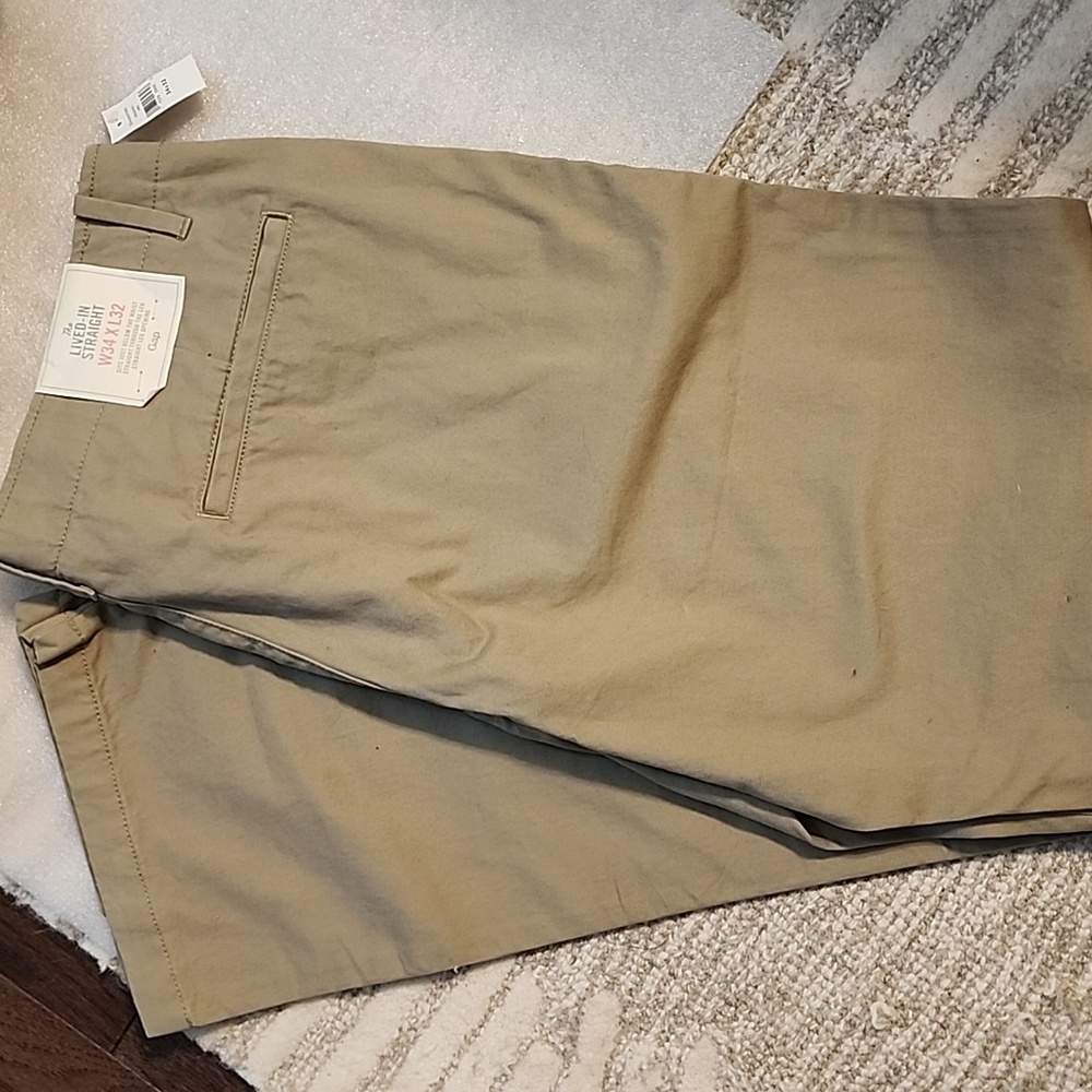 GAP Men's NWT NEW Tan Khakis Chinos Lived In Straight 34 x 32